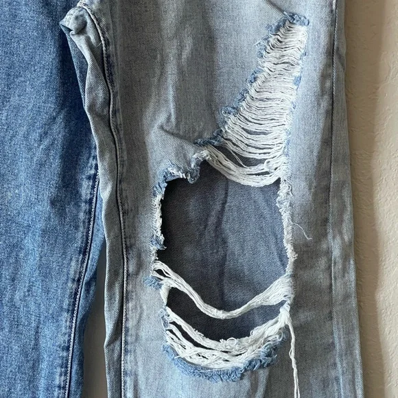 Shein, Women’s Two Tone Blue Distressed Wide Leg Jeans High Rise, Size L - Picture 2 of 7
